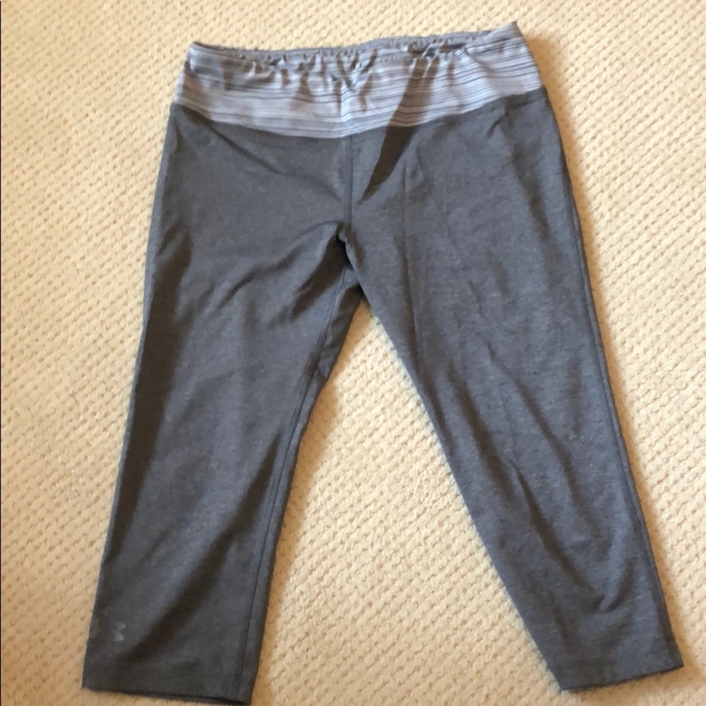 Under armour cropped leggings